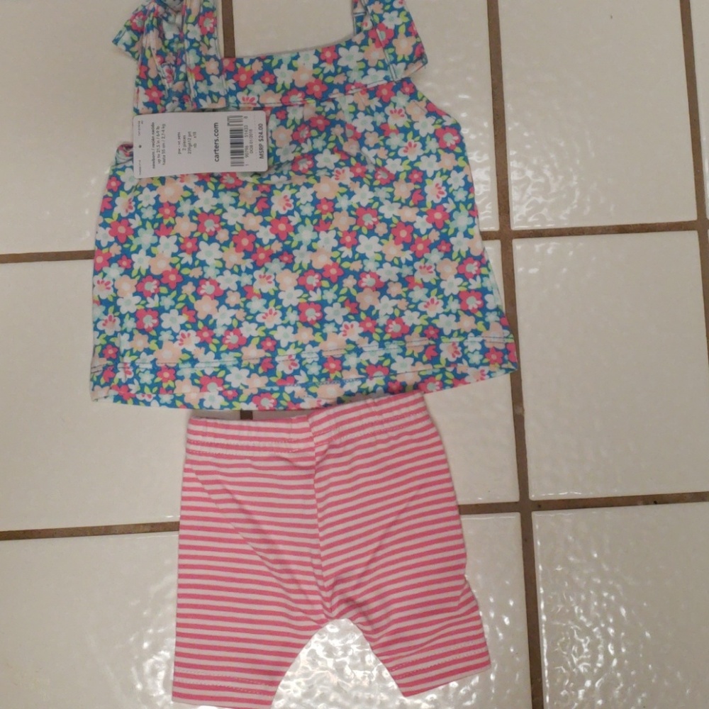 NWT carter outfit 👶